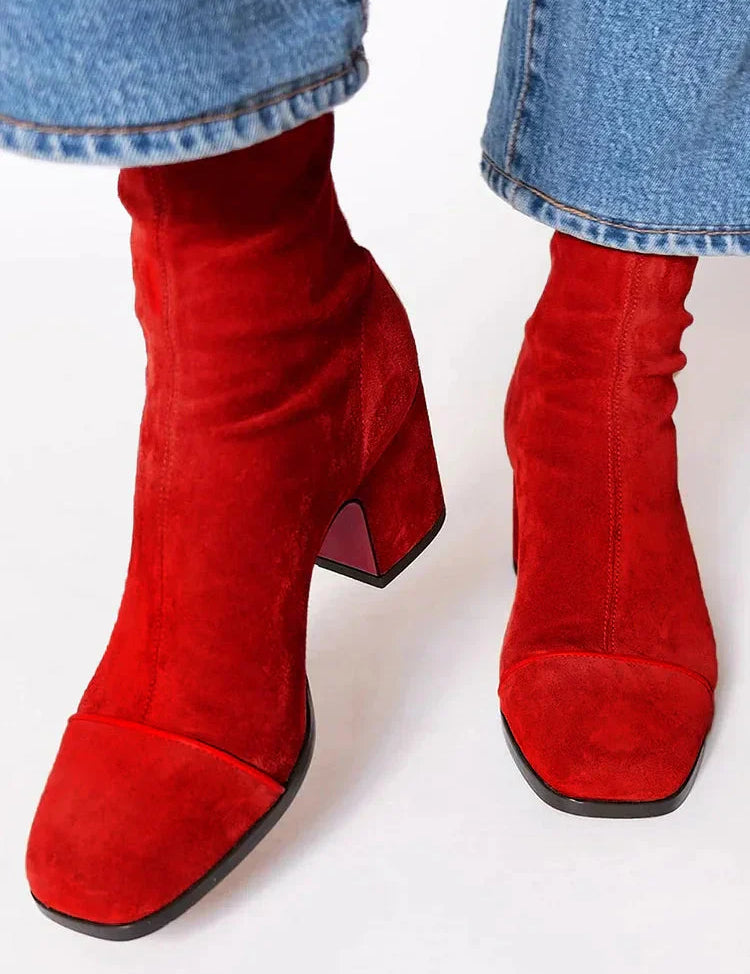 Ava | Κομψές Μπότες με Τακούνι