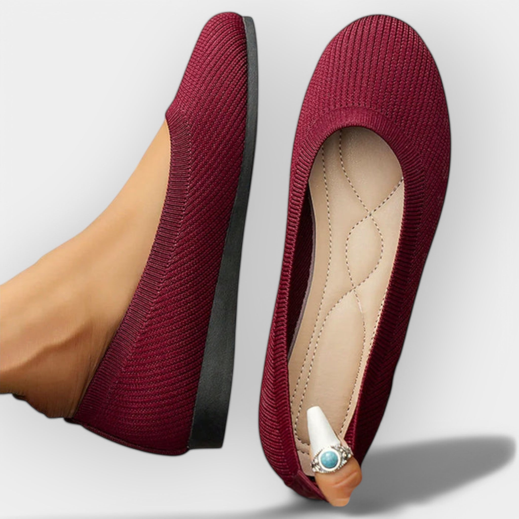 Λιτά Σαντάλια με Διακριτικό Στυλ